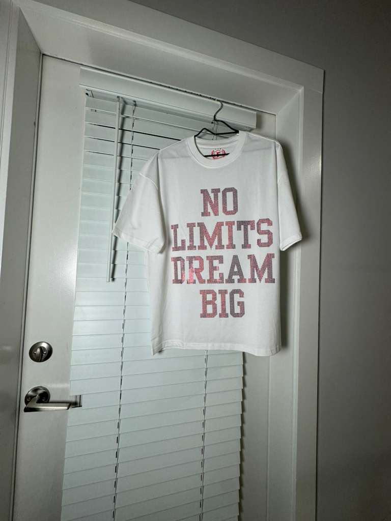No Limits Dream Big Crystal Tee